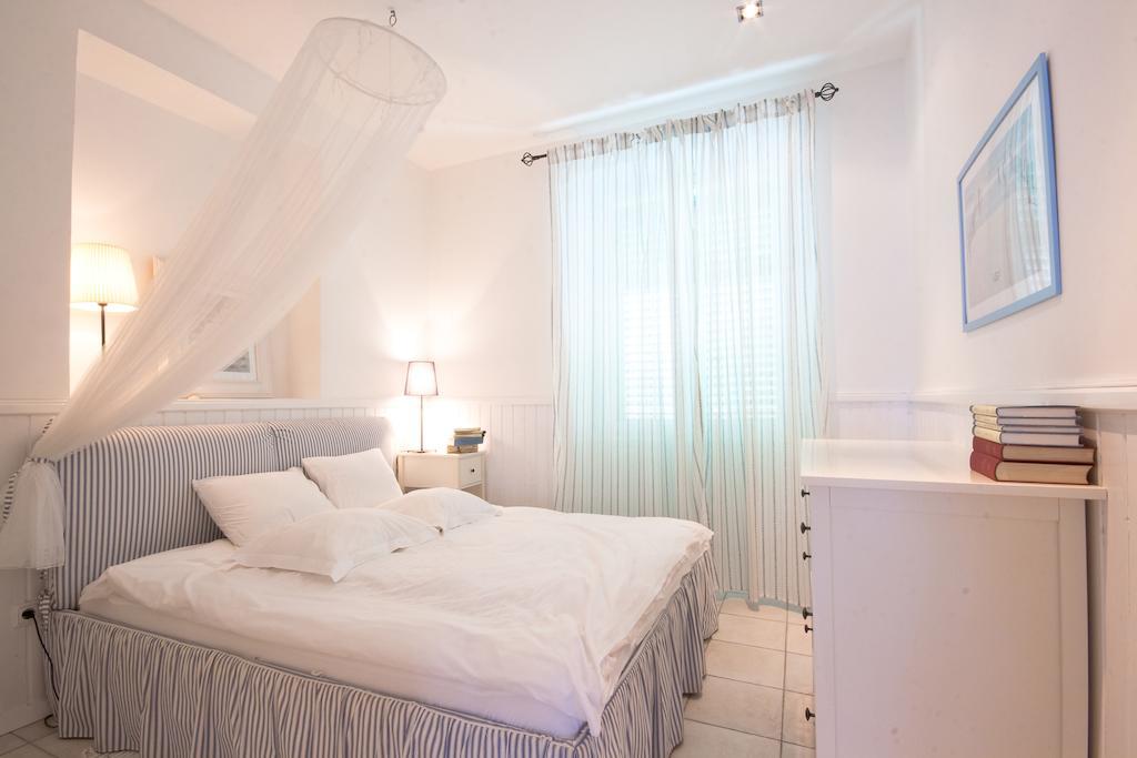 Pavi Apartments Vila Amalia Šilo Kamer foto