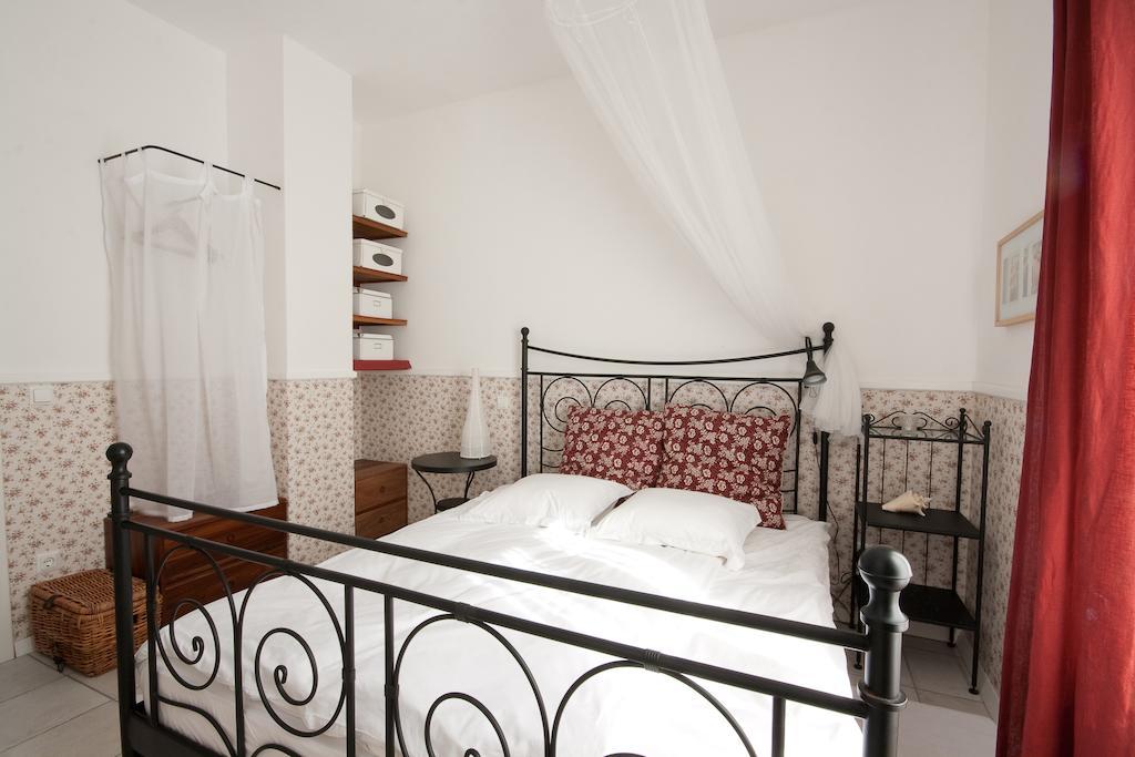 Pavi Apartments Vila Amalia Šilo Kamer foto